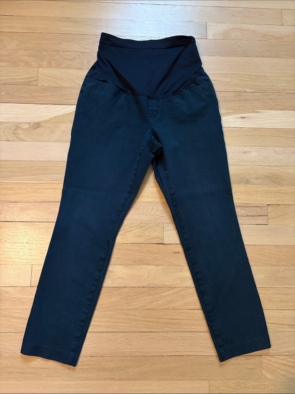Old Navy Women’s Pixie Maternity Black Stretch Ankle Pants